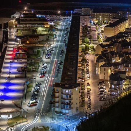 ESPLANADE FRONT DE MER 109 1er Etage Lit fait wifi Parking Le Tréport Exterior foto