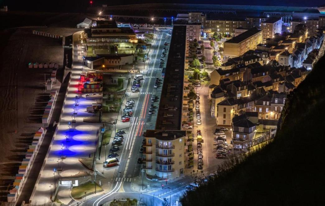 ESPLANADE FRONT DE MER 109 1er Etage Lit fait wifi Parking Le Tréport Exterior foto